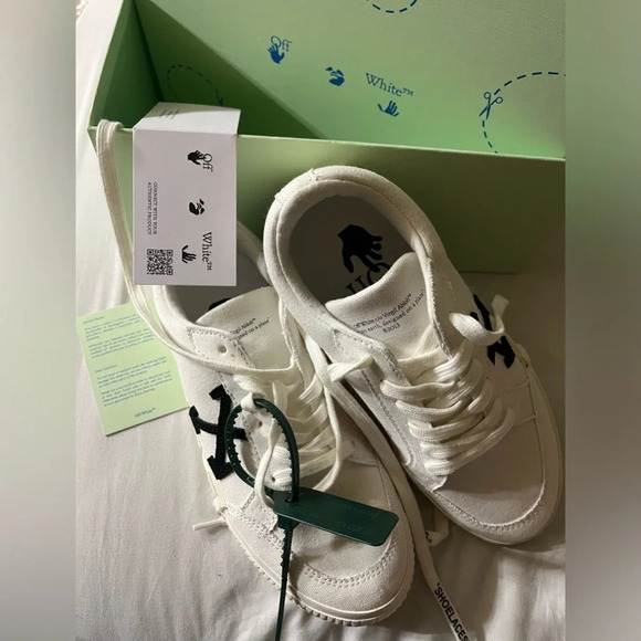Off-White White canvas sneakers. Worn once in box and dust bags